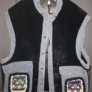 Stylish Black and Blue Women's Vest